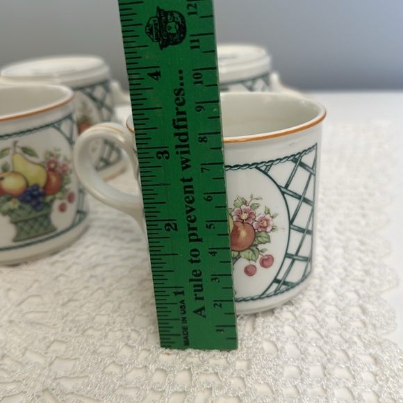 VIlleroy and Boch Basket 1748 Made in Germany Vitro Porcelain Set 4 Mugs - Picture 9 of 10